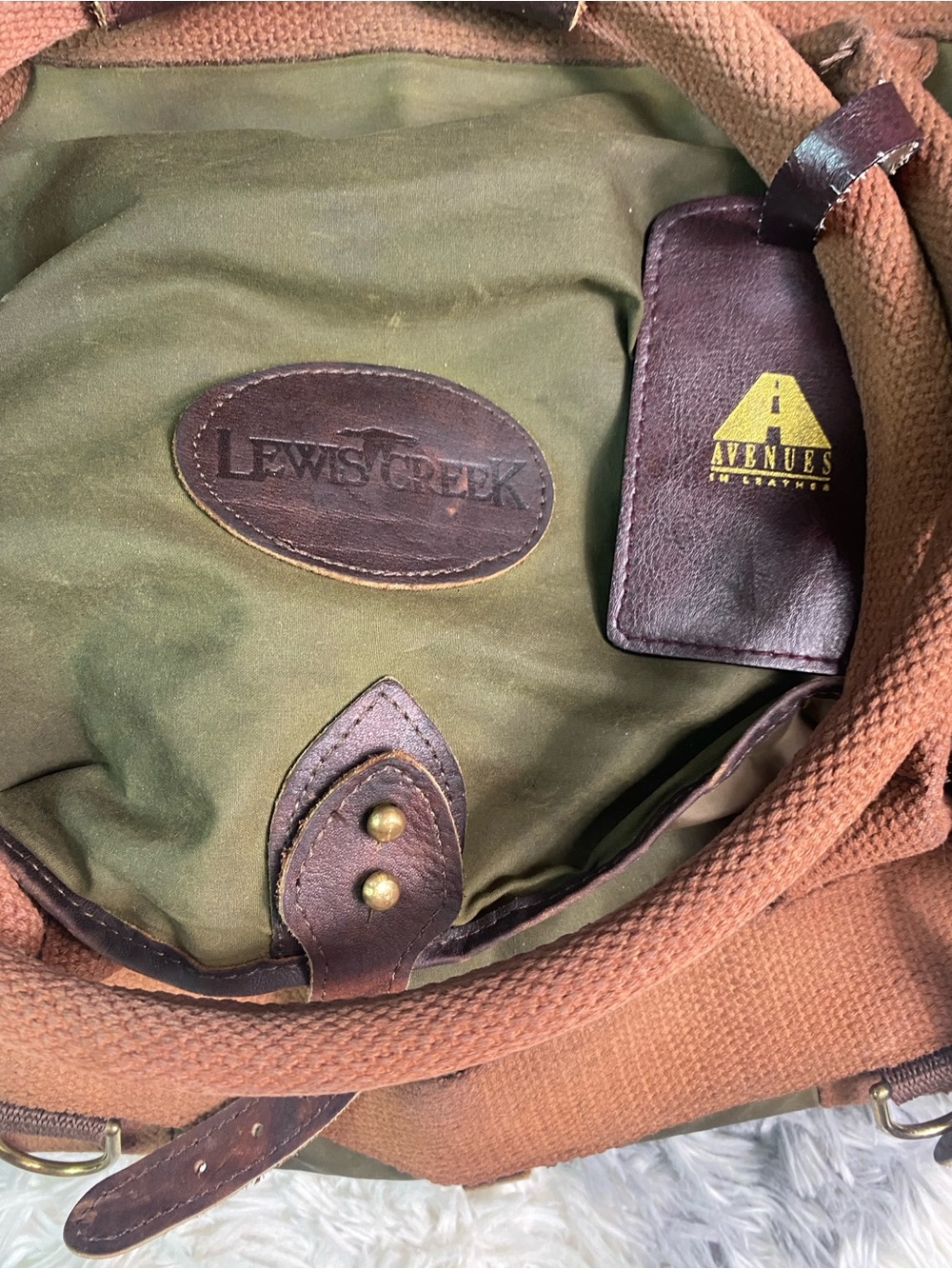Vtg Lewis Creek Duffle Bag Travel Fishing Leather Missing Shoulder Strap USA - Picture 2 of 10
